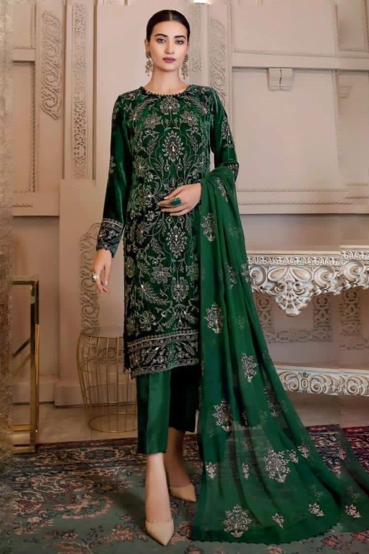 Bareeze 3Pcs Lawn Suit With Embroidered Dupatta Bareeze Lawn 2023
