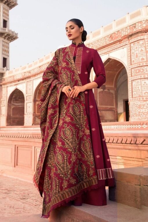 bareeze heavy embroidered karandi collections 2022 | bareeze karandi shawl 2022