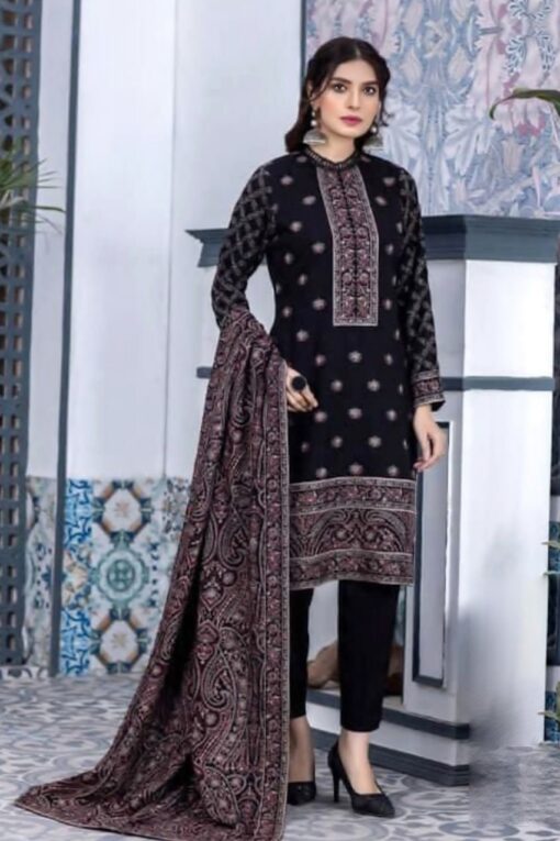 bareeze heavy embroidered karandi collections 2022 | bareeze karandi shawl 2022
