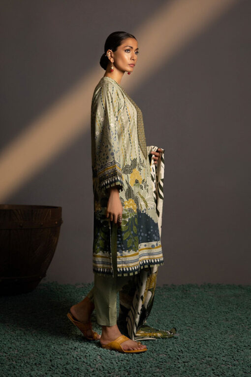 Sapphire embroidered Winter dhanak collections 2023