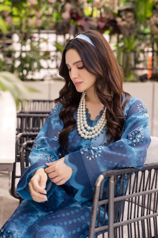 Nureh Digital Print Winter Khaddar collection 2023
