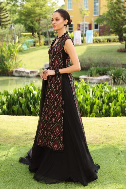 bareeze heavy embroidered karandi collections 2023